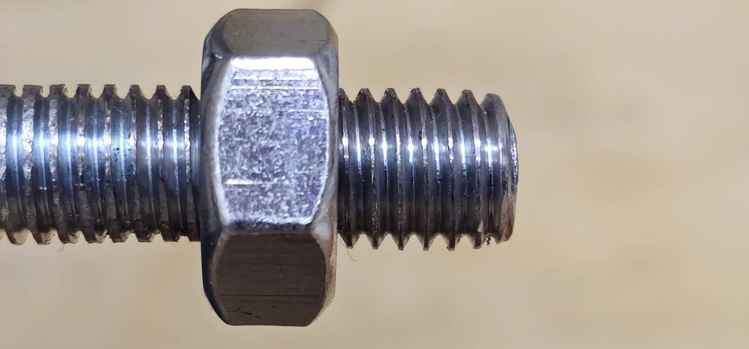 Another thread damaged by a conventional cutting repair